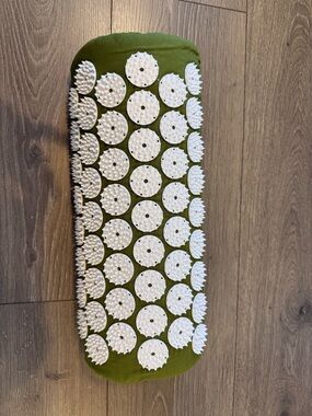 Bed Of Nails Green Acupressure Massage Pillow